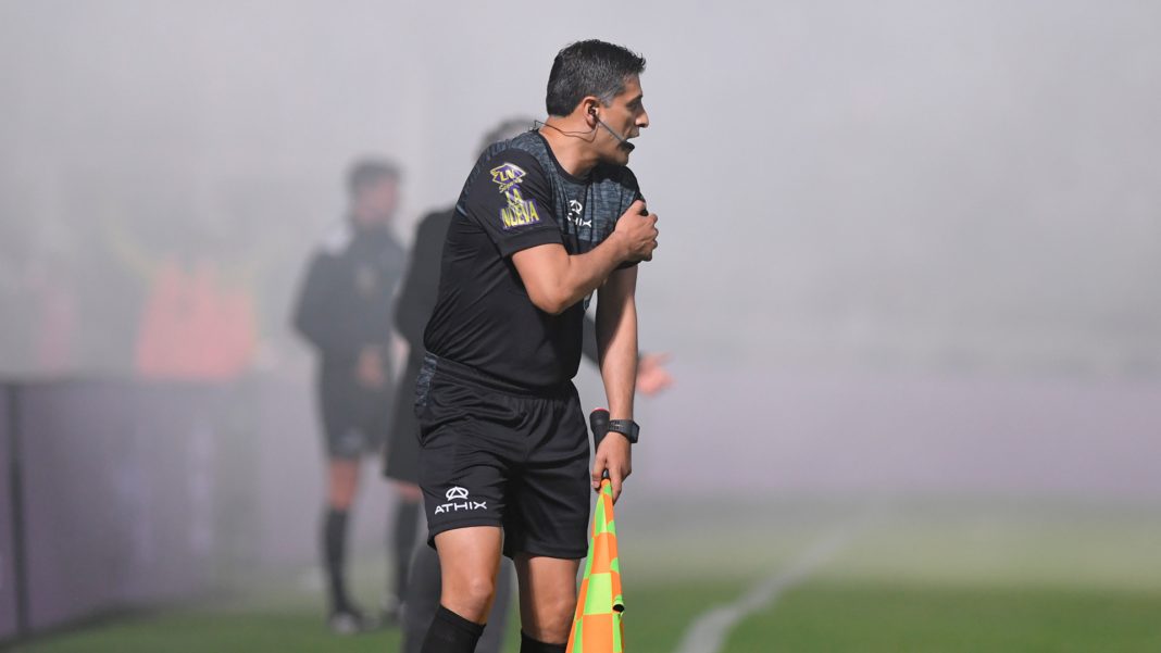 se-suspendio-el-partido-entre-gimnasia-–-boca-por-incidentes-fuera-del-estadio